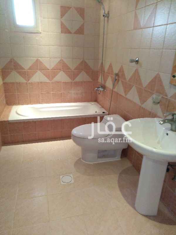 1463096 شقه ثلاث غرف ثلاث دورات مياه صاله كبيره وصاله صغيره العماره فيها مصعد
