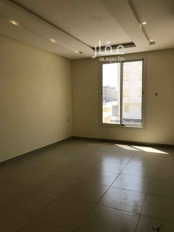 1687381 شقق تمليك فاخرة اربع غرف وصالة وثلاث دورات مياة وغرفة خادمة مع دورت مياة راكب مكيفات
وجهة زاوية