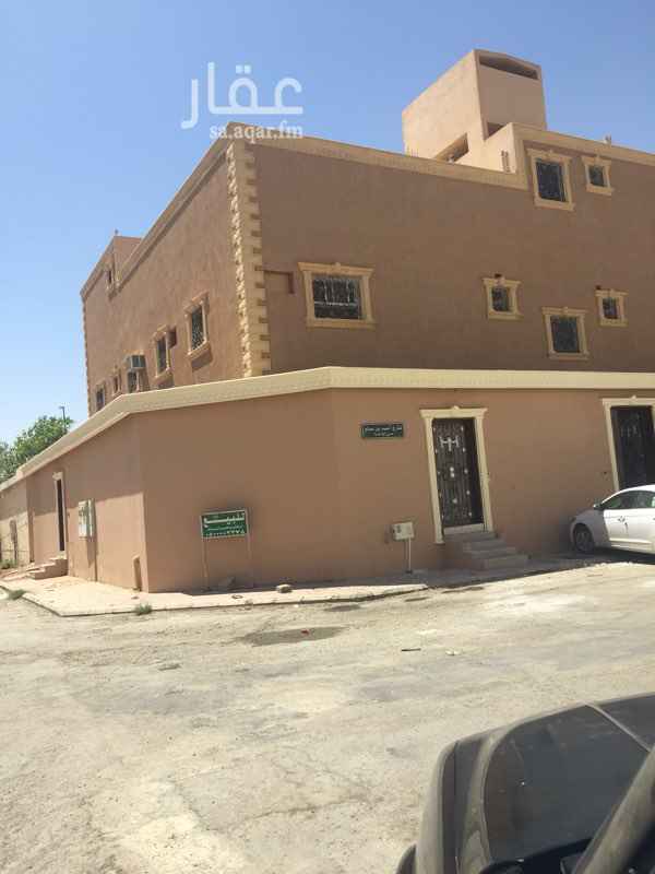 1748988 للبيع عماره بالجبيله مكونه من خمس شقق وملحق صغير شارعين بالعيينه حره
