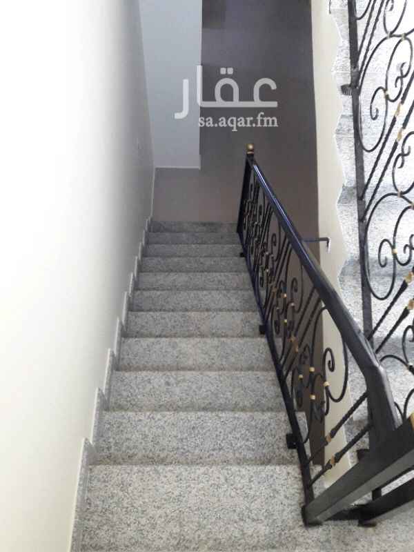 1498566 ضاحية الملك فهد الحي العاشر السابع عشر دور للايجار جديد السعر ٣٥الف قابل للتفاوض