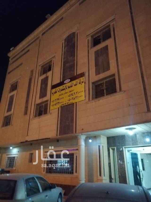 1288589 غرفة وصاله ومطبخ وحمام مكيفات ومطبخ راكب حي الخليج يوجد بها مصعد ومكيفات ومطبخ راكب عماره هادئة