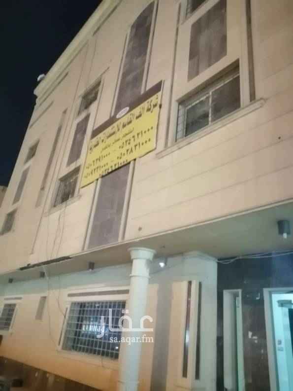 1738708 غرفة وصاله ومطبخ وحمام مكيفات ومطبخ راكب حي الخليج شارع محمد إسماعيل الصنعاني يوجد بها مصعد وعامل نظافه ومواقف سيارات قريبه من المسجد وخريص