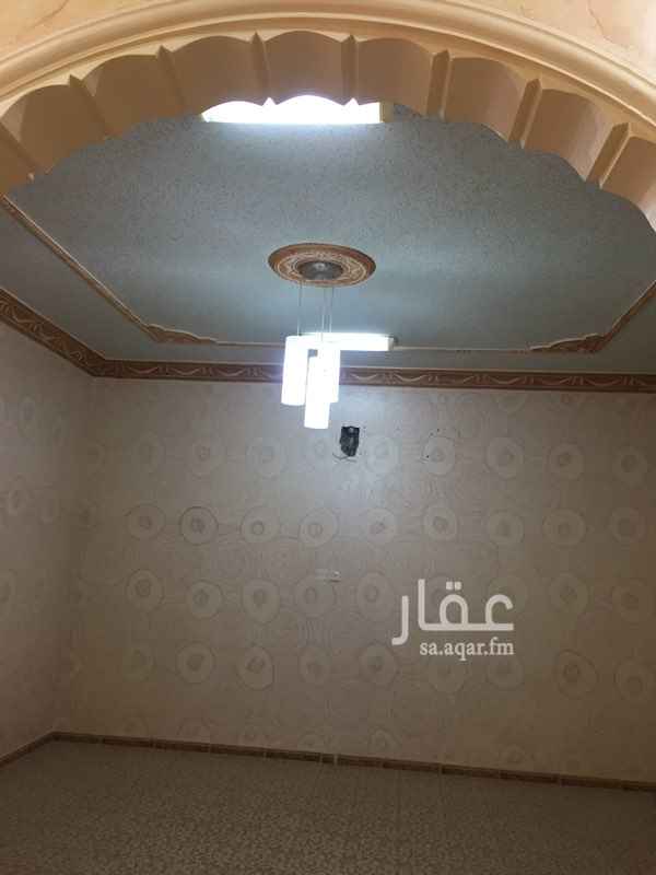 1485005 شقه مع السطح وشقه. دور ثاني
ثلاث غرف وصاله. ومجلس. ومطبخ ودورتين مياه. وسطح
14 الف سنوي
الشقه الدور الثاني
غرفتين وصاله. ومجلس ومطبخ ودورتين مياه
علي