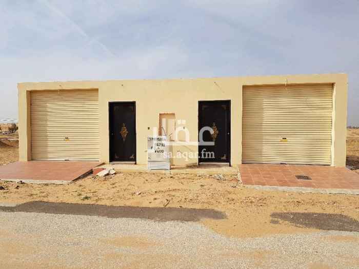 1352184 استراحة جديدة للبيع في حي الشقة جنوب اسكان الشقة مكونة من قسمين كل قسم مكون من حمام ومطبخ وغرفتين ودكة ومدخل سيارة
مساحة الأرض ٣٠٠ م