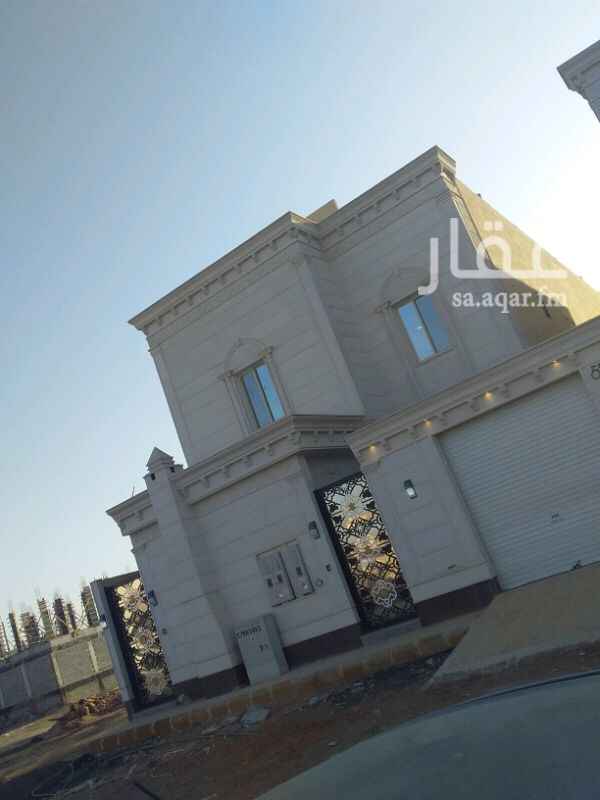 1397998 السلام عليكم
الفيلا للبيع بالنقد او التقسيط
دور ارضي وشقتين ٣٧٥م
مكون من مشب
مدخل سياره مجلس رجال ومقلط وصاله ومطبخ ومجلس نساء وتلات غرف نوم