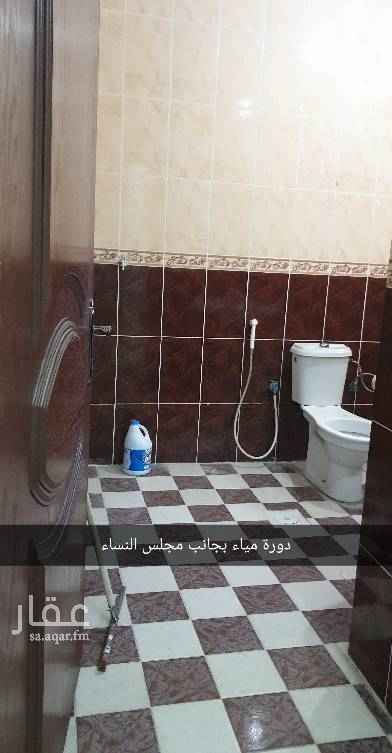 1649881 يوجد لدي ٣ شقق وحده دور ثاني وثنتين دور ثالث كلها خمس غرف وصاله
الموقع حي الاجواد خلف مسجد الكوثر