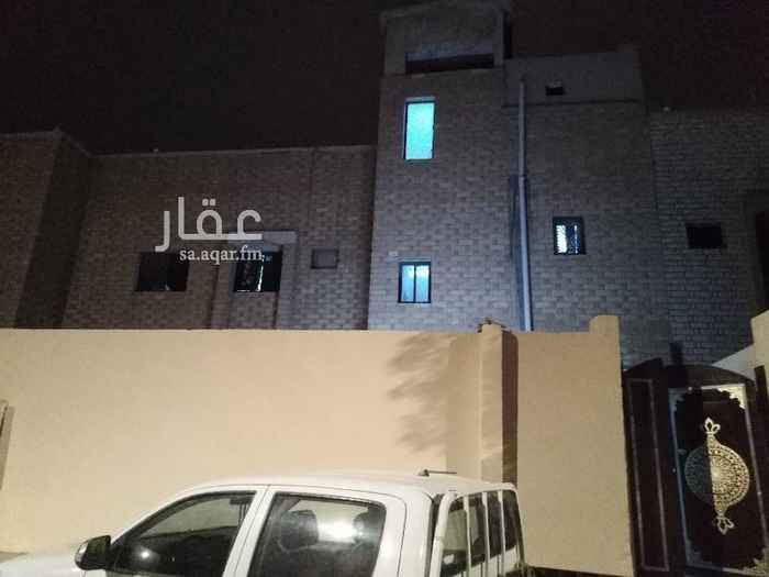 1554767 (عمارة دورين)
شقتين في الدور الأول + شقتين في الدور الثاني + حوش أمامي متوسط + حوش كبير في الخلف + البيت ترميم جديد من أبواب و بوية و كهرباء و سباكة + قريب من الطريق العام وجميع الخدمات قريبة من البيت. وأيضا ممتاز للشركات بإستئجارها كاملة لموظفينها.
الموقع شارع أبو كبير خلف طريق ابن حزم في حي عريجاء الغربية بالرياض. (لرؤية البيت اذهب لمكتب الحارثي للعقارات بشارع ابن حزم_أبو عبدالرحمن_ جوال/0555576632) بعد صلاة العصر.
(للتواصل والاستفسارات وارسال موقع البيت على هذا الرقم
واتس اب📱0535024216)