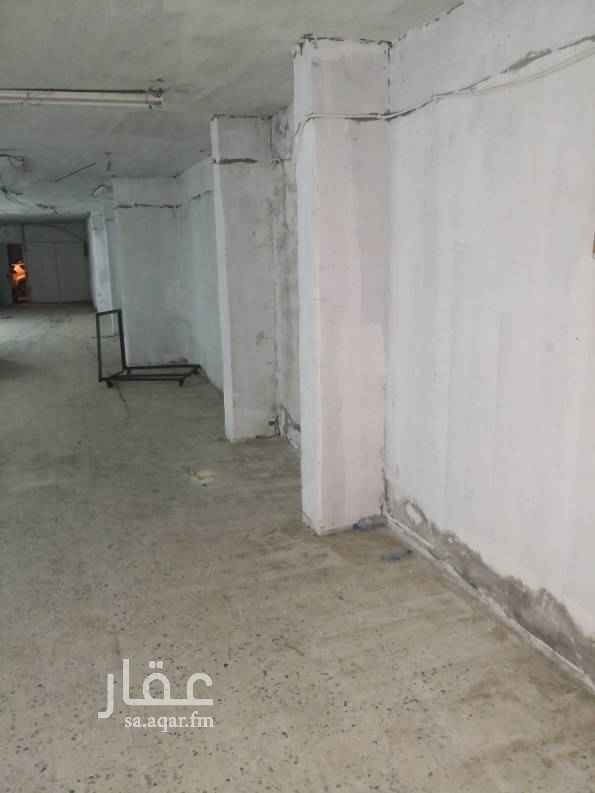 1698379 مستودع مساحة ٢٥٠ تقريبا
عبارة عن نصف قراج عمارة مقفل
الموقعرخلف صندوق الموارد البشرية
اي طريقة للدفع مقبولة
يمكن اجاره اقل من سنة