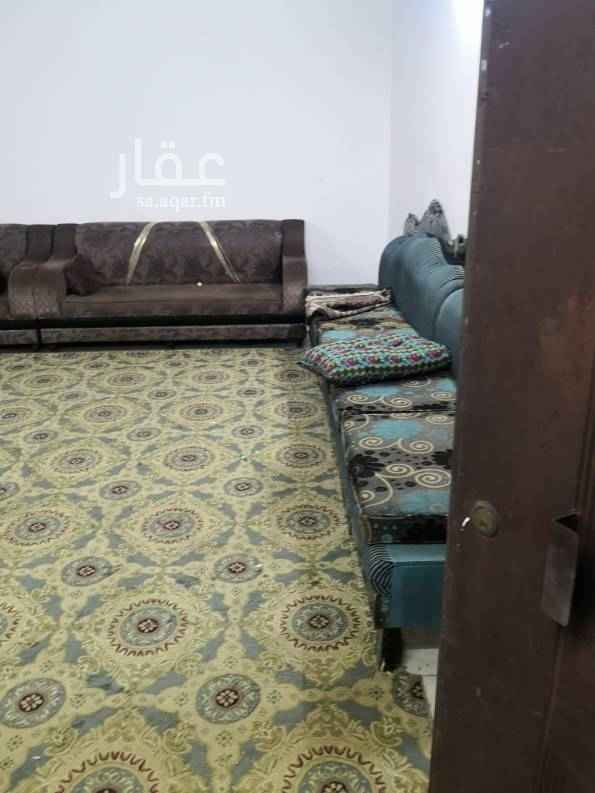 1732178 استراحه بالناصرية قريب الجعرانة
عبارة عن قسمين رجال وحريم
كل قسم كبير وبه مكيفات وبعض الفرش
حمامين
مطبخ
غرفة خارجية في الحوش
محوش كامل
خزان
وعدادكهربا
الموقع الناصرية
بجوار الكلية الجديدة
الارض بوثيقة ومعاملتها ماشية
والصكوك في المنطقة مافيها مشاكل
منقة لها مستقبل مع الكلية والمستشفى
السعر ١٦٥٠٠٠ قيمة ودلالة