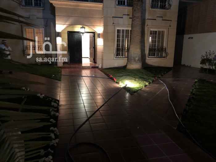 1263126 فله بحي الشاطئ ديلوكس خمس غرف نومومجلس رجال ومقلط ومجلس نساء ومطبخين خارجي وداخلي لطي السمك وحوش واسع جدا مزروع وثلاث غرف ماستر وبلكونه وغرفة سواق وغرفة غسيل وغرفة شغاله وكراج يكفي سيارتين مع التكيف المركزي وبشرط صيانة التكيف علي حساب المالك وانتركوم مركزي ودوليب خزان من الخشب الفاخر الممتاز ويوجد خلف الفلا ارتداد ٤متر مع ٨:٣٠مترونص يصلح عمل خيمه ومشب خارجي والجيران ع كيف كيفك