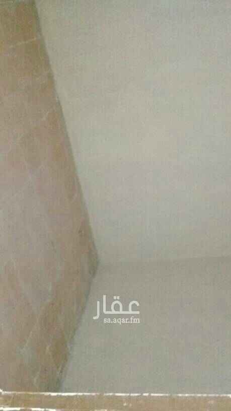 1446219 شقتين مشتركه مكون من دورين
الدور الأول ثلاث غرف مطبخ حمام صاله
الدور الثاني غرفتين مطبخ حمام صاله
درج البيت داخلي
تم تجديد البويا
الايجار يشمل الشقتين
تطلع الشقه ٥٠٠
الماء والكهرباء مشتركه
الايجار ١١ سنوي
يقبل الشهري ١٠٠٠
رقم جوال الوالد ٠٥٦٧٧٨٦٢١٧