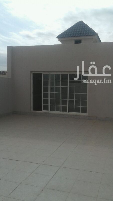 1401889 شقه فاخرة 4 غرف وصالة مطبخ مستودع سطح خاص