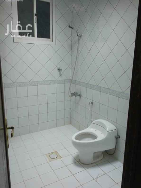 1755008 شقه للايجار ٣غرف وصاله ومطبخ راكب و٢حمام مكيفات راكبه المطبخ امريكى