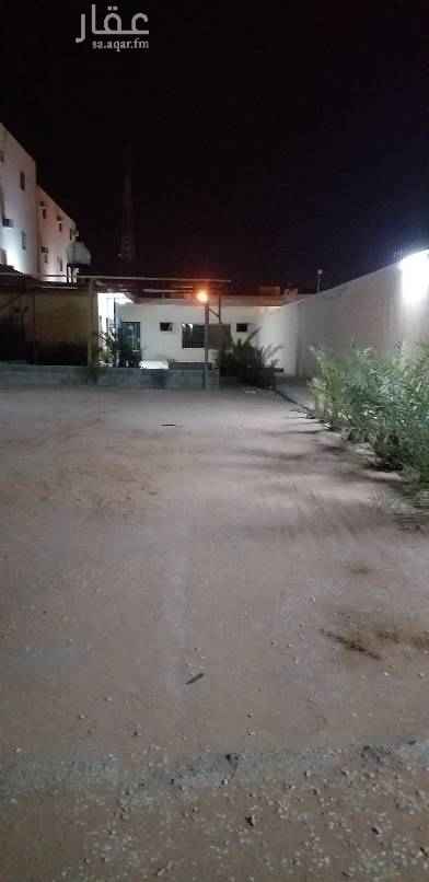 1654939 استراحه بالجبل موقع مميز جدا مقسوه علي اثنين موجود بها ملاحق
