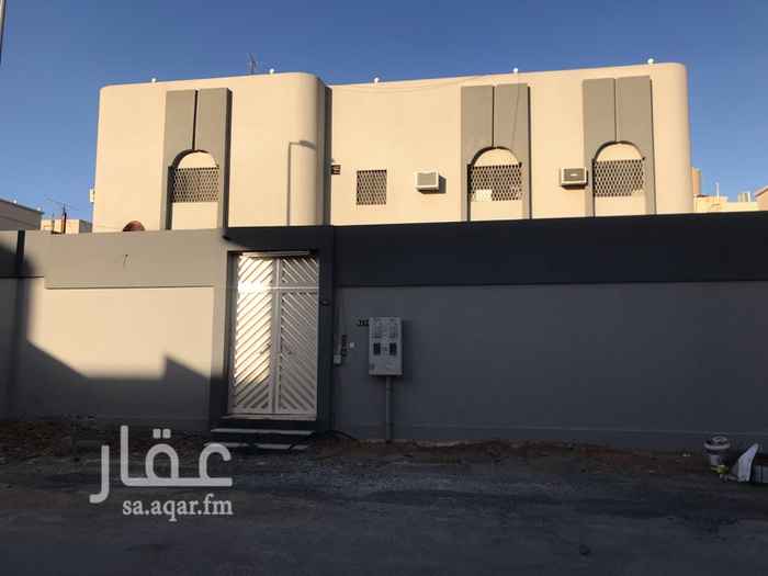 1440670 فيلا للبيييييييييع
الفيلا عبارة عن دورين مفصولة
الدور الارضي :
مجلس ومقلط وصالة وثلاث غرف نوم وثلاث دورات مياة
وملحق خارجي
الدور العلوي :
مجلس ومقلط وصالة وثلاث غرف نوم ودورتين مياة
الحد : 700000
***** البيع كاش *****
شركة باز التنمية للتطوير والإستثمار العقاري
للتواصل أو الاستفسار :
من 4 م حتى 9:30 م
ابو سلطان
0535452192