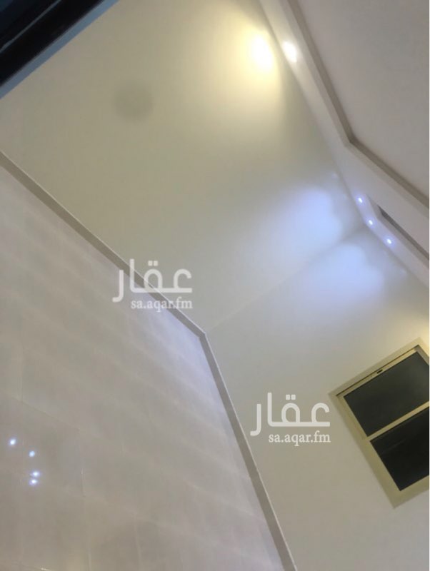 1401250 شقه للايجار السنوي و لا مانع من الدفع الشهري للايجار
مساحة الفلا 440 الشقه زينه لها مدخلين خاصه و عداد كهرباء مستقل طبعا ثلاث غرف و صاله و مطبخ و دورتين مياه
الفيلا جديده
*ليت التواصل ع الواتس او اتصال لقلة دخولي الموقع *
0535456293