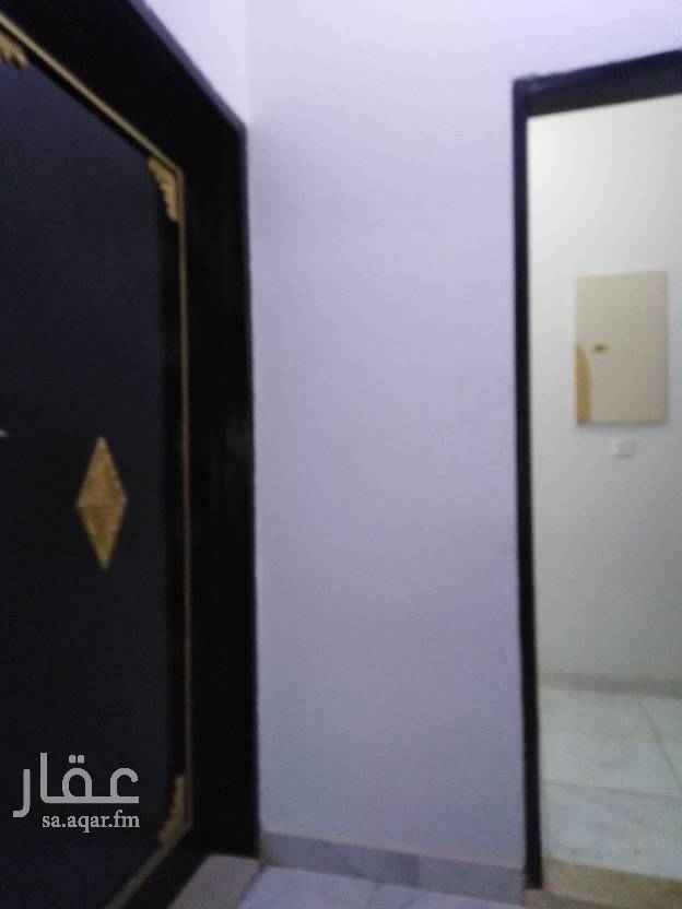 1691848 شقة في فلة ثلاثة وصاله في الدور الاول ايجار سنوي ١٧الف وشهري ١٥٠٠ريال