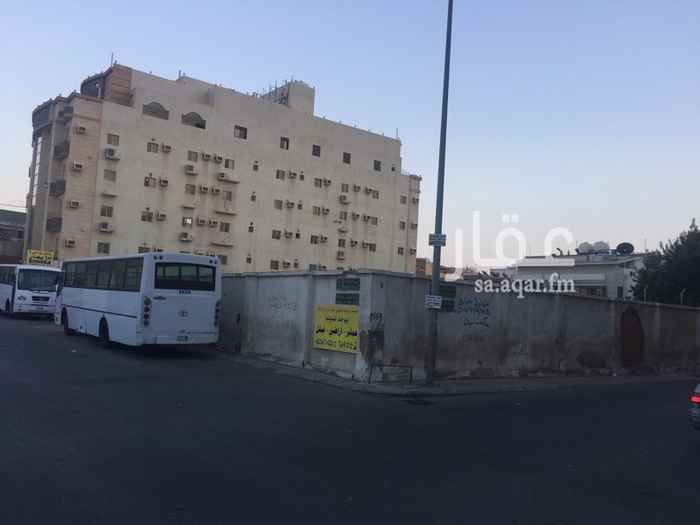 1208233 السلام عليكم
يوجدلدينا حوش للايجاراو لي استثمارفي حي مداين الفهدخلف تايوتاوبي جانب قصرالناغي علاثلاثه واجهات المساحه 2325مترمربع
الايجارالسنوي 150الف
للاستفسارالاتصال علاالرقم
0535557611