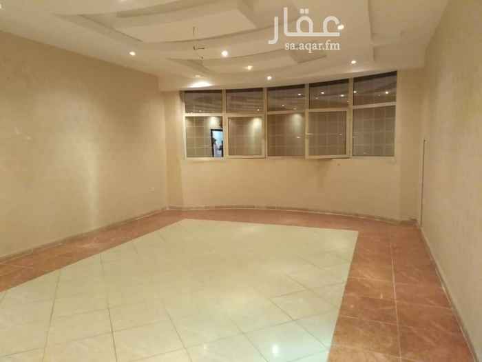 1546249 شقه للايجار خمس ثلاثه حمامات صاله مطبخ مدخلين ادور الاول كبيرة جدا في الحمدانيه الحناكي السعر 25الف في السنه نضام دفعات اعتذر الموقع غير دقيق للتواصل ام خالد واتس