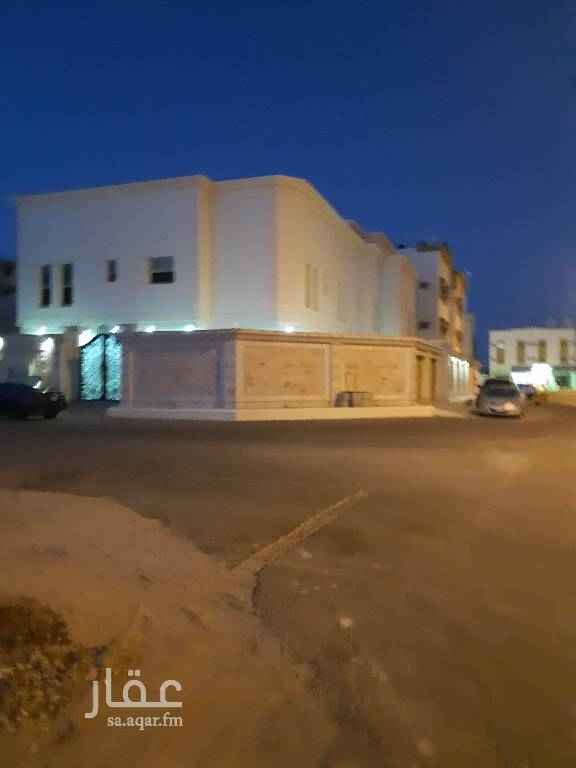 1561398 شقة للإيجار المساحة ١٨٠ متر مربع تقريبا سكنت من قبل لمدة سنة يوجد مجلة تمديد المواسير للمكيفات الاسبلت فقط
الإيجار للعائلة الصغيرة تتكون من أربع أطفال و الأبوين فقط أو أقل من أربعة أطفال
طريقة الدفع كل ستة أشهر