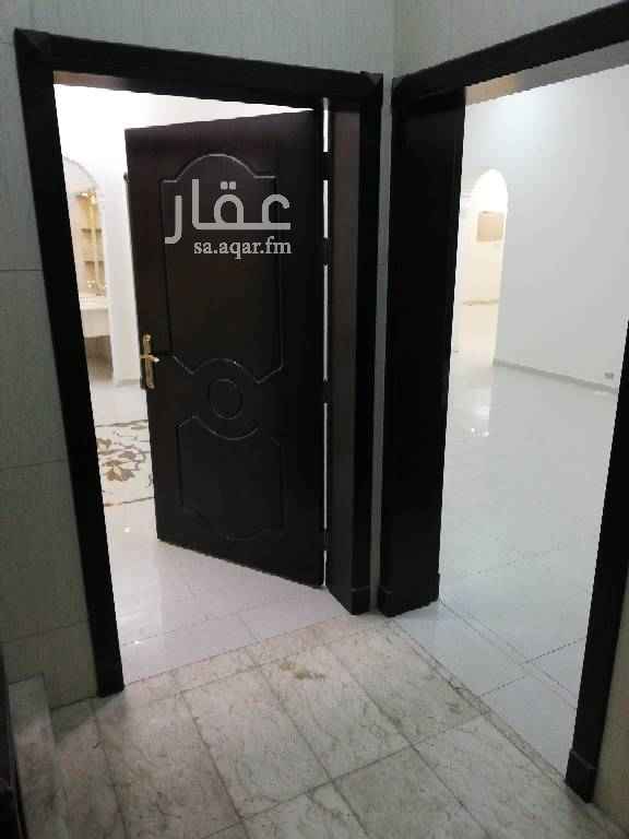1476961 شقه بحي طيبه جديده تفتح شرق علي مسجد وحديقه وقريبه جدا من الخدمات