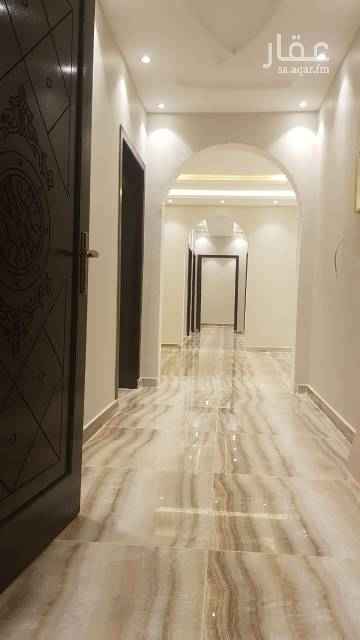 1623759 عماره سكنيه داخل حد الحرم اربعه شقق كل شقه بمدخلين ... الدور الاول من أربع غرف وغرفه خادمه والدور الثاني من خمس غرف وغرفه خادمه
يوجد فيها عدد اثنين خزانات منفصله كل خزان يتسع لأكثر من ١٨٠ طن
يوجد عدد خمسه عدادات كهرباء موصلة
عازل حراري لكامل العماره معتمد من شركه الكهرباء
كرت إشراف هندسي من مكتب معتمد
خرايط معتمده ونظاميه