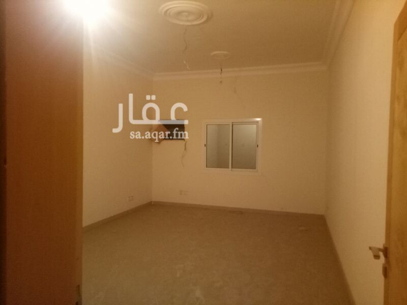 1290529 للايجار 6غرفه وصالتين ومطبخ كبيرمكيفات راكبه