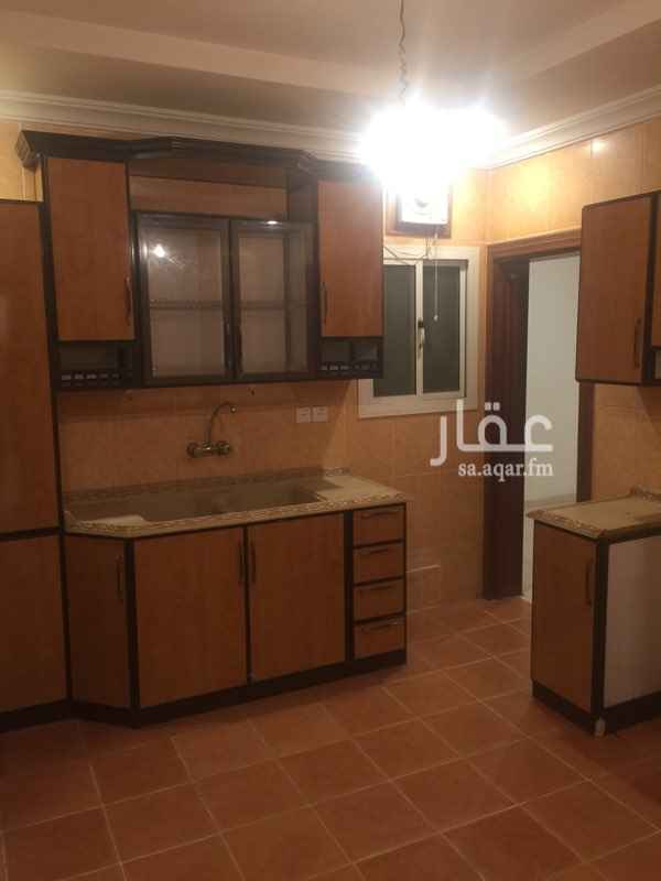 1645772 شقه في حي راقي وسعر ممتاز وقريبه من الخدمات تربط جنب شارع فلسطين وخدمه رايقه للي العماره مطبخ راكب وموقف خاص لي السياره