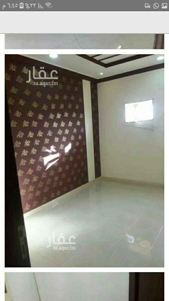 1667930 غرفتين وصاله وحمام ومطبخ راكب بحي الربوة
الشقه ثاني ساكن..