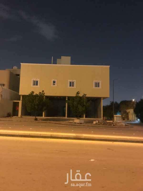 1557115 يوجد غرفه وصاله ومطبخ ودورة مياه عزاب
كم يتوفر عدد 2صخانات للماء في المطبخ والحمام
وسراميك
الموقع مقابل ممشى نادي الهلال