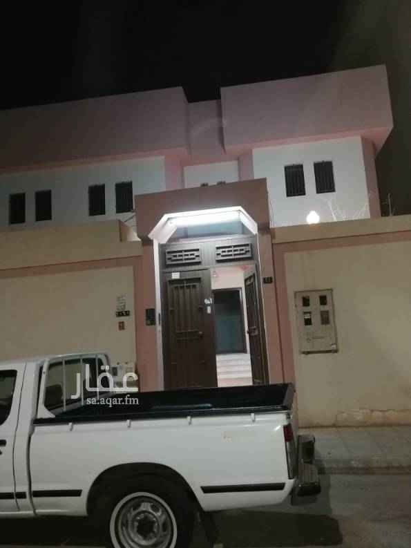 1624609 للايجار في الرياض حي الشفاء
دور ارضي نظيف جداً فيه ٧ غرف وصاله ومطبخ ومخزن كما هو موضح في الصور.
الموقع الموضح هو موقع المكتب وليس العقار المعروض.
للتواصل ابو علي
مكتب الشقحاء للعقارات
٠٥٣٦١٣١٢٩١ /٠٥٣٦٣٦٣٦٥٤