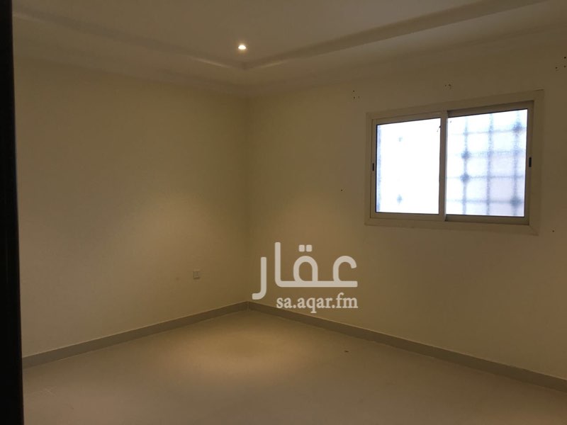 1399664 شقة غرفتين نوم ومجلس
لا يوجد صالة
قيمة الايجار ٢٦ الف دفعة واحدة عن كامل السنة
٢٧ الف دفعتين