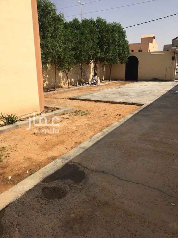 1587119 السلام عليكم
الاستراحة حي (المصيف)، شارع العدل مقابل، الاستراحة مكونة من (غرفتين 4*5 وصالة 3*6 ومطبخ، دورة مياه)، وحوش كبير
الايجار 1500