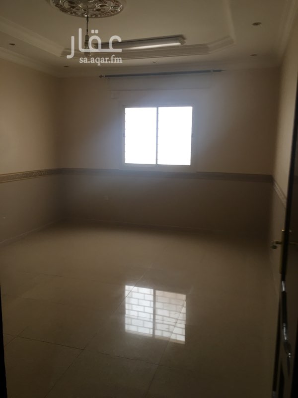1757367 ٤غرف و٢ دوراة مياه مع مطبخ راكب والمكيفات سبلت وصالة كبير والستاير بلاك اوت كما في الصور الموقع العريض حي راقي تواصل واتس ٠٥٩٠٤٦٧٧٧٠