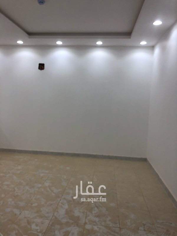 1585208 يوجد لدينا شقق عزاب مختلفة المواصفات دور ثاني وثالث
للتواصل على الرقم : ٠٥٣٦٣٤٤٥٠٠
ويوجد اكثر من عماره للعزاب بمواقع مختلفه