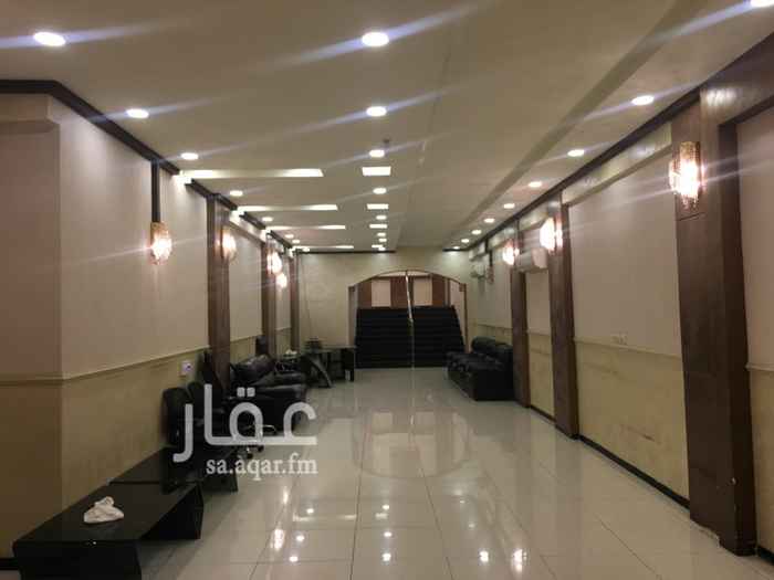 1188852 محل تجاري على شارع الوشحاء العام مقابل بروست طازه
وبالقرب من دور الأفق
المحل عباره عن دورين بمساحه 185 م
يوجد مستودع + مطبخ+دوره مياه
عداد كهرباء مستقل
خزان ماء مستقل
مواقف واسعه أمام المحل
(( مناسب جداً كمقر شركه. ))
الايجار : 40 ألف للسنه