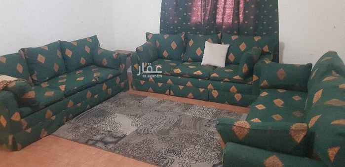 1703086 شقه مفروشه للايجار بجده حي الربوه شارع الستين مع يحي المعلمي عماره مجدده شقق مجدده عزاب غرفه وصاله وحمام ومطبخ مفروشه بالكامل ٢٥٠٠ شامل مويه وكهربا وانترنت عماره بها مواقف خاصه مغطاة مصاعد عمال نظافه وتوصيل طلبات وتوصيل مغسله ملابس قريبه من الخدمات بجوارها مسجد صراف سوبرماركت حلاق قريبه من شارع حراء قريبه من المطار قريبه من الكورنيش بدون تأمين بدون رسوم مكتب