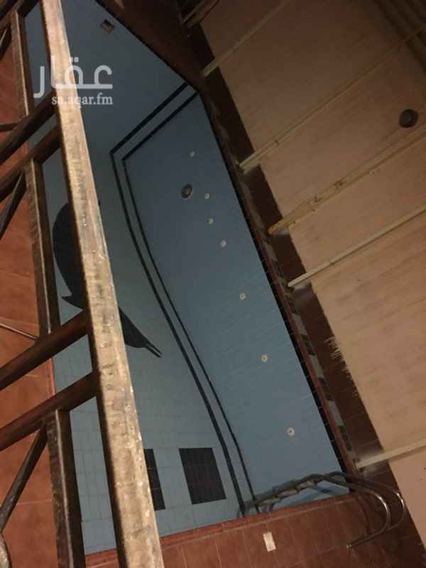 1674037 فيلا كبيره للايجار بحى البساتين