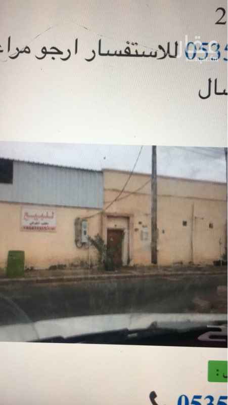 1614680 بيت شعبي بحي الباديه مع مرفق حكومي عليه سوم 130 الف والرجال قريب البيت حر
لتواصل مع صاحب الملك مباشره
0532951647