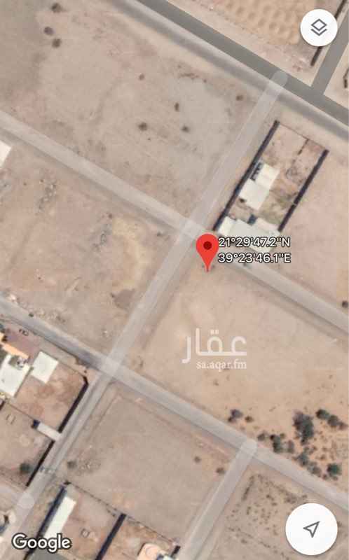 1759495 ارض بوثيقة على شارعين ١٥ م غير محوشة فضاء