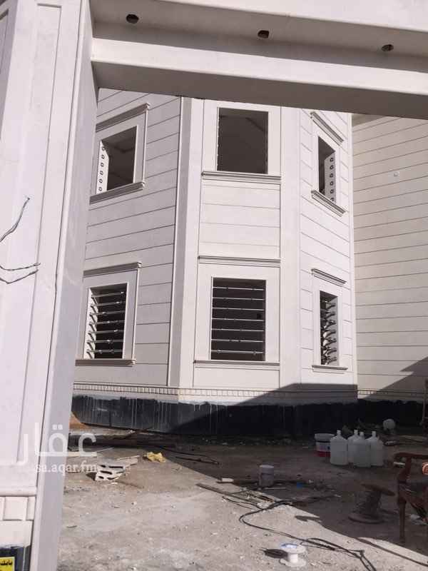 1495523 فلة جديدة زاويه شمال شارع ٢٠م وغربي شارع ١٥م تحت التشطيب درج داخلي وثلاث شقق الشقق اربع غرف نوم وصالة مع لفت للشقق ولفت للفلة داخلي