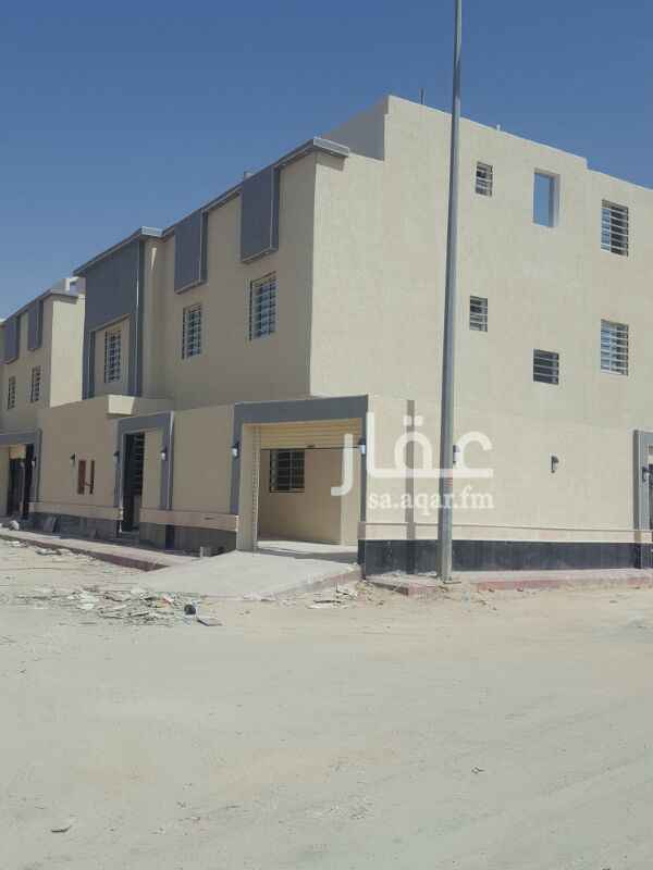 1204760 فيلا درج صاله وشقتين مسروق تشطيب ممتاز شارعين غربي جنوبي غربي 15م عرض جنوبي 20م عرض تفتح علي حديقه