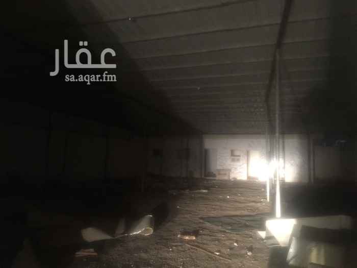 1551094 غرفتين ؛ مطبخ ؛ دورة مياة :
للاتصال / 0551888669 :
0537011155