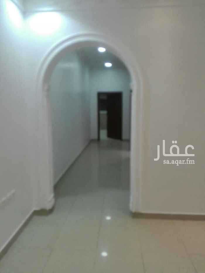 1496021 شقة بالدور الاول مجدده بالكامل مدخلين ديكورات جبس غرف واسعه جدا