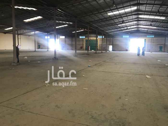 1322220 ﷽
مستودع كامل الخدمات والاوراق
مكاتب وسكن عمال ودورات مياه وحوش دائري