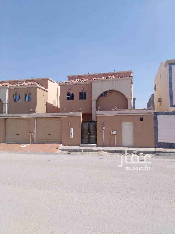 1399325 للتنازل دبلكس منفصل في ضاحية الملك فهد الحي الثالث الرابع يفتح على جامع الاخوين و الخدمات الدبلكس عليه صندوق عقاري متبقي 430000 للصندوق بقسط 1500 ريال شهريا المطلوب كاش 490000 وتقبل القسط