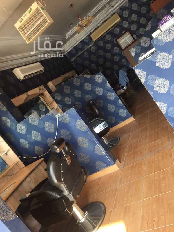 1299180 نوع العقار / محل تجاري فتحتين للاجار
الموقع / حي النزهة على طريق ابو بكر الصديق
التفاصيل
المحل عباره عن فتحتين
كل محل 10x4م
حاليا المحل. النشاط الي عليه حلاقه
ومؤثث وجاهز بجميع اغراض الحلاقه
عدد 7 كراسي + 6 مكيفات + كيمرات مراقبه + عدد 2 شاشه + جلسة انتظار
السجل التجاري جديد
لا مانع عند رغبة الزبون من تغير النشاط
للاستفسار. يرجا ءالاتصال على الرقم لعدم دخولي على الواتس اب. بكثرة وشكراً