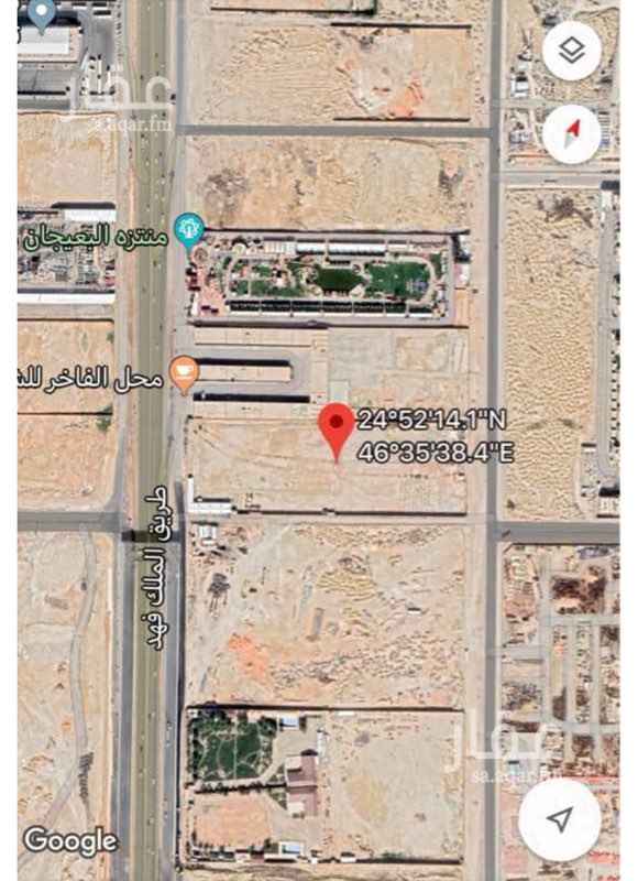 1588302 للبيع قطعتين
بين طريق الملك فهد وطريق العليا العام
كل قطعه 15000 م المجموع 30.000 م
اربع شوارع
فى الشريط التجارى