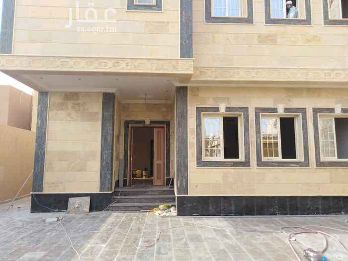 1503084 فلتين جنب بعض للبيع في الحمدانيه مساحه 360علا شارع 32 قريبه من الشارع التجاري والخدمات نضام مفتوح درج داخلي متصله التفاصيل حوش سياره غرفة سايق ادور الارضي مجالس استقبال رجال وانساء وامطبخ واحمامين ادور الأول اربع غرف نوم 4 حمامات صاله مطبخ صغير يوجد بلكونه في كل غرفه ادور الملحق غرفتين نوم واغرفة غسيل صاله مطبخ صغير السعر مليون 450 الف قابل للتفاوض اعتذر الموقع غير دقيق للتواصل بشاير