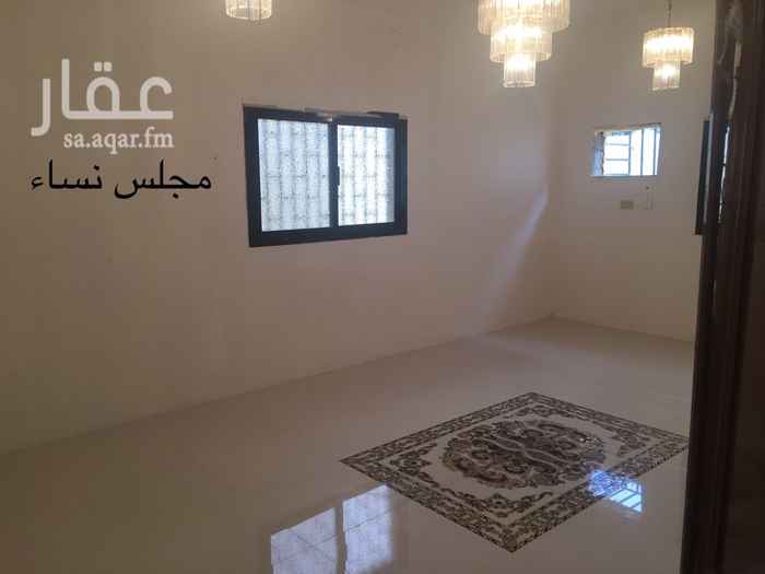 1375643 دور أرضي في حي الطحلاوي...
مدخل مستقل بالدور.
حوش...
٥ غرف...
صالتين...
مطبخ.
دورتين مياه...
مخزن...
المبلغ المطلوب ١٩ الف ريال لكل سنه على دفعتين كل ٦ اشهر ٩٥٠٠ ريال ...
او ١٨٠٠ ريال شهريا
الرجاء الاتصال بالرقم (0537691028)